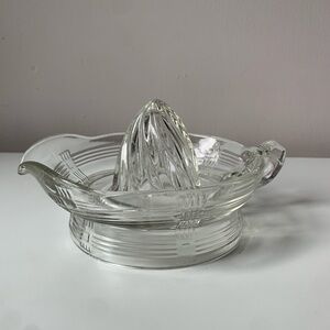 Vintage Hazel Atlas Glass Citrus Juicer
